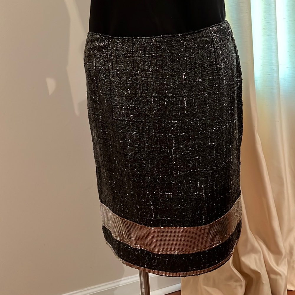 PER SE BLACK AND SILVER SKIRT